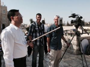 Selfie-stick Man Onset in Israel Visual Legacy Productions / tellmystory.us